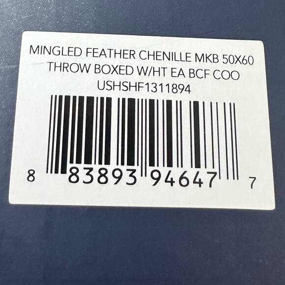 Nautica Mingled Feather Chenille Throw Boxed 50x60 - Picture 4 of 4